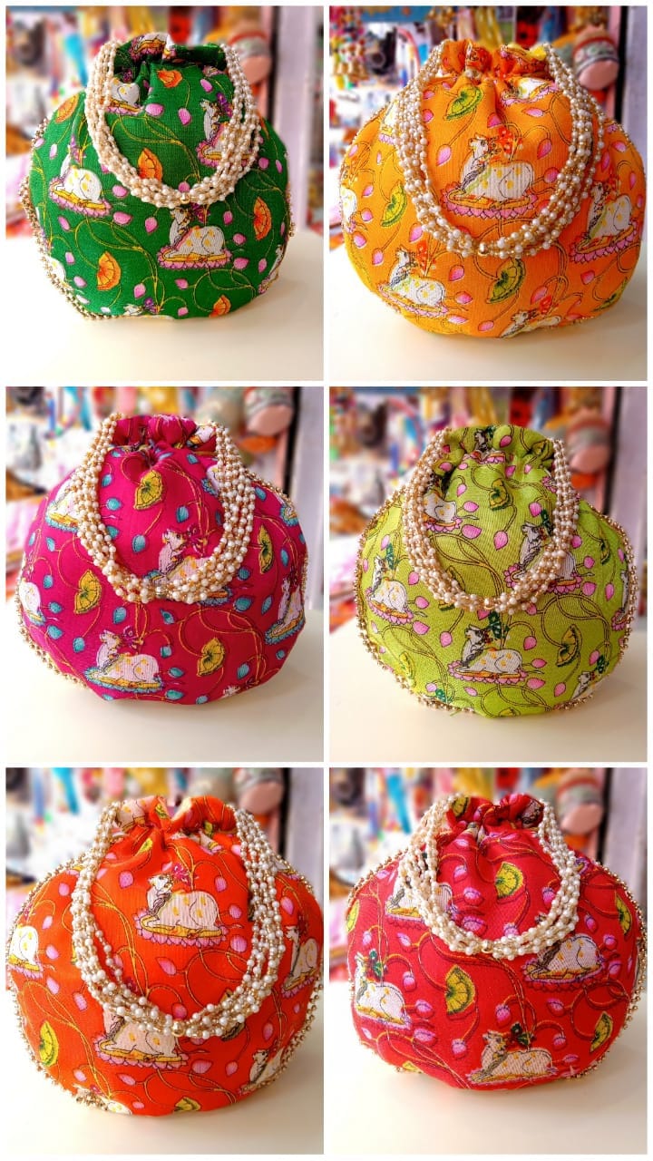 LAMANSH® Pichwai Cow 🐮 Printed Potli bags for Pooja Ceremony Giveaways