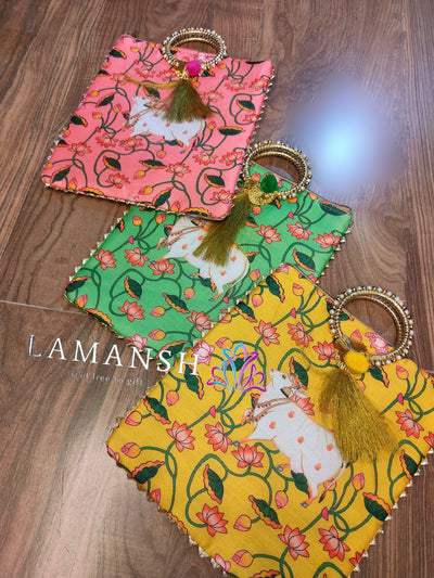 95 Rs each on buying 🏷in bulk 50+ qty gift hand bag LAMANSH® Mix colors Pichwai Return Gifts 🎁 bags with gota chudi handle | Floral Print Hand Bags for Wedding favors & Puja , Festival ceremony 🕉️ guests
