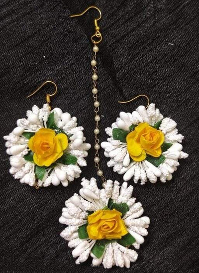 Lamansh Floral 🌺 Giveaways 3 Maangtika & 3 pair Earrings set / Yellow-White LAMANSH® Flower Jewellery Set / Set of 3 Maangtika & 3 pair Earrings / For Women & Girls / Haldi Set