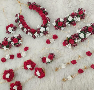 Lamansh Flower 🌺 Jewellery 1 Necklace,1 Nath, 2 Earrings, 1 Maangtika, 2 Anklets & 2 Bracelets Attached with Ring set / Red - White LAMANSH® Handmade Flower Jewellery Set For Women & Girls / Haldi Set
