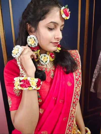 Lamansh Flower 🌺 Jewellery 1 Necklace, 2 Earrings ,1 Maangtika , 2 Bracelet Attached with ring set / Multicolor LAMANSH® Handmade Flower Jewellery Set For Women & Girls / Haldi Set