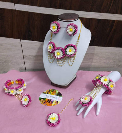 Lamansh Flower Jewellery 1 Necklace, 2 Earrings , 1 Maangtika & 2 Bracelets attached to ring set / Pink White Yellow LAMANSH® Special Flower 🌺 Jewellery Set for Haldi Mehendi Function / Floral set