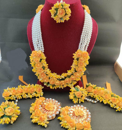 Lamansh Flower 🌺 Jewellery 1 Necklace, 2 Earrings ,1 Maangtika & 2 Bracelets attached with ring set / Yellow LAMANSH® Handmade Flower Jewellery Set For Women & Girls / Haldi Set