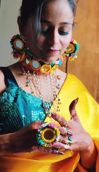 Lamansh Necklace, Earring, Maangtika & Ring 1 Necklace , 2 Earrings , 1 Maangtika & 1 Ring / Rainbow🌈 LAMANSH® Mirror Collection Bridal Floral 🌺 Jewellery Set for Haldi Mehendi ceremony