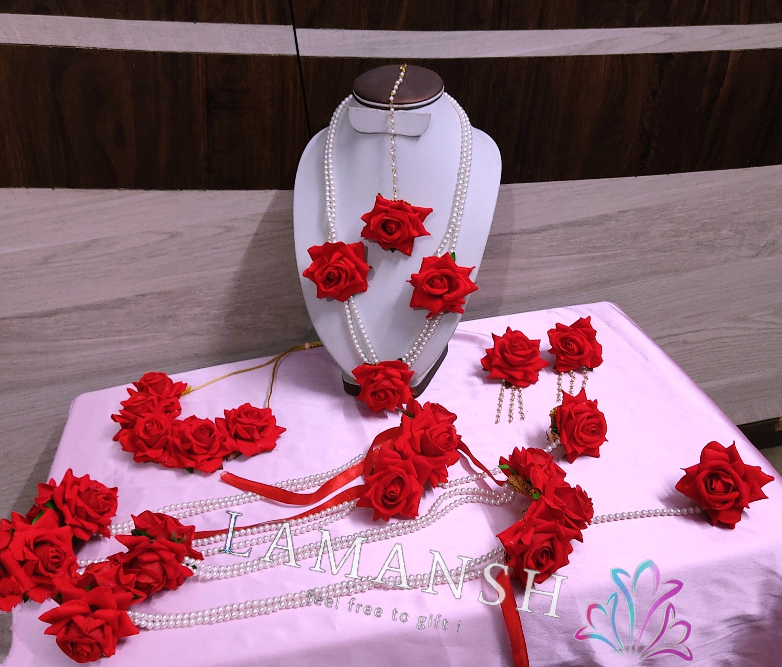 Red rose necklace sales earring set