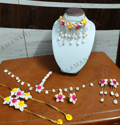 LAMANSH Necklace, Maangtika, Earrings Ring & Bracelet set White-Yellow-Pink / Standard / Shells 🐚 Style Lamansh® Flower Jewellery Set With Shells Jewellery set Complete Bridal set