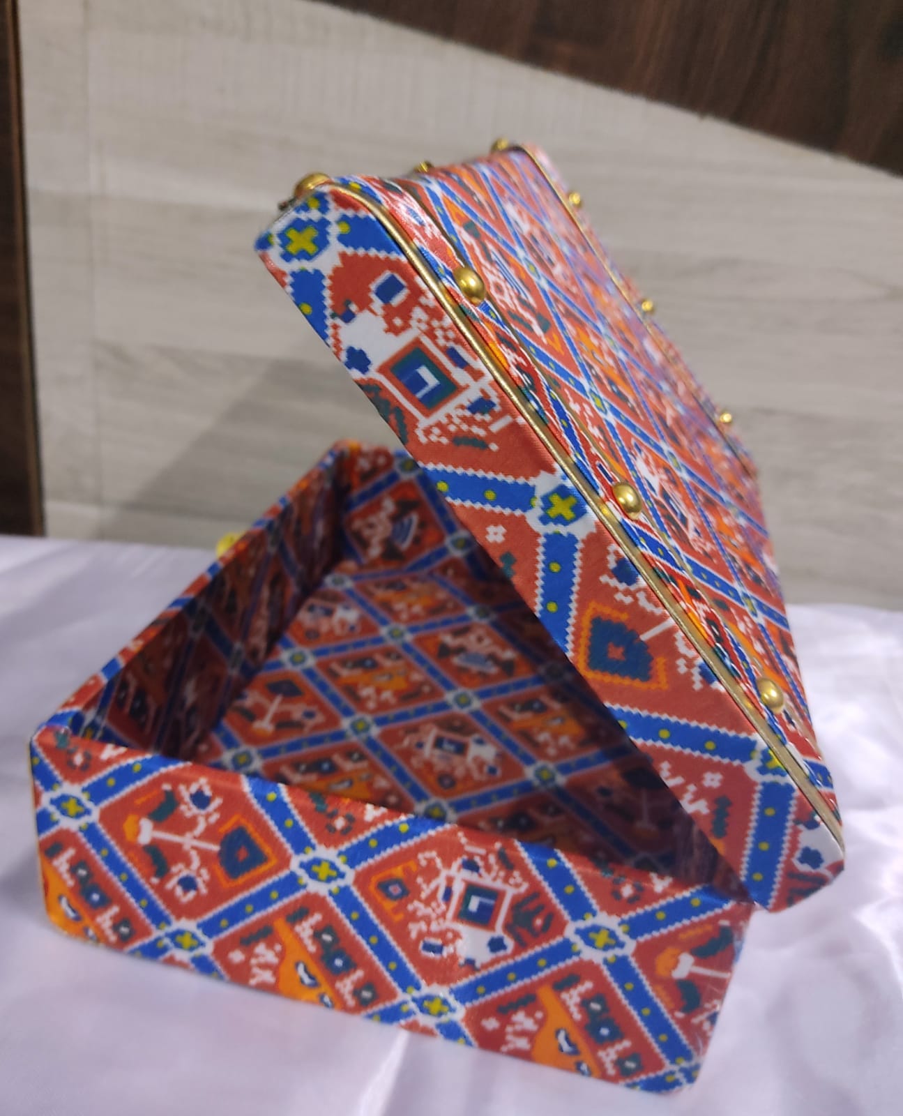 New Jaipur Handicraft Gift Baskets 💛 Patola print Lamansh® (Pack of 1) Patola Print Gift 🎁 Trunk boxes