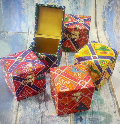 100 Rs each on buying 🏷in bulk patola trunk box LAMANSH® Mini Patola Trunk boxes (4*4 inch) | Trunks with lock 🔒 for Wedding Favors & Return Gifts 🎁