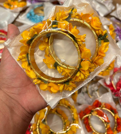 100 Rs pair on buying 50+ pairs / Whatsapp at 8619550223 to order 🏷️ Floral 🌺 Giveaways bangles LAMANSH Gota Floral Bangles for haldi mehendi sangeet favors for bridesmaids / Flower Bangles for giveaways in Rakhi, Navratri and festivals