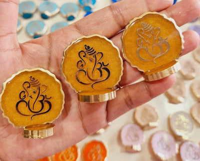 120 Rs each on buying 25+ pcs / WhatsApp at 8619550223 to order 🔥 Resin ganeshji stand Mini Resin Ganeshji stands for Diwali Navratri and Ganesh Chaturthi Return gifting 🎁 / Ideal for wedding favours too