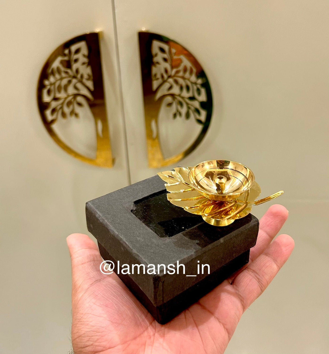 120 Rs each on buying 50+ pcs / WhatsApp at 8619550223 to order 🏷️ urli for gifting 1 Brass diya packed inside box for Diwali Navratri Wedding Favours 🎁