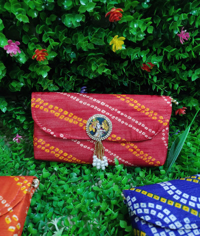 120 Rs each on buying 🏷in bulk | Call 📞 at 8619550223 Clutch LAMANSH® Bandhani Fabric Purse Clutches with Handle & Radha Krishan Brooch | Envelopes for Wedding Favors , Return Gifting 🎁 & giveaways
