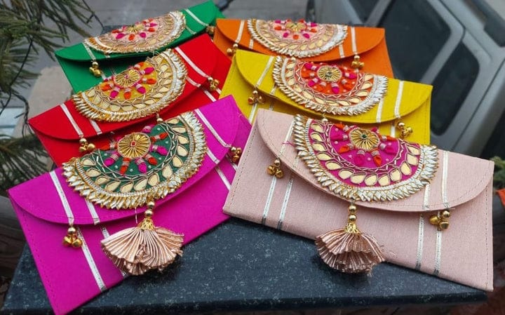 200 Rs per combo on buying in bulk | Contact at 8619550223 combo gift favor LAMANSH® Gift 🎁 Favor Combo for Bridesmaids & Wedding Guests / Favors for Haldi Mehendi Roka & Sangeet ceremony
