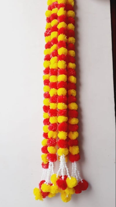 225 rs packet on buying 15+ packets / WhatsApp at 8619550223 to order 🔥 Marigold with tassels Marigold garlands with mogra tassels for wedding pooja event decoration (Pack of 5, 5 ft length)