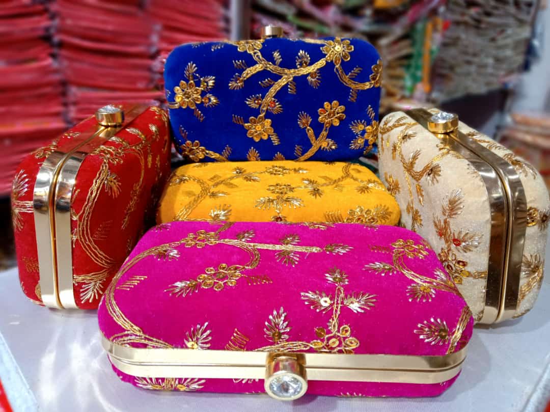 225 Rs Per pc ON BUYING 🏷IN BULK metal purse clutch LAMANSH Sequin Metal Hand Clutches for women / Stylish purse for parties 🎉 & wedding ceremony