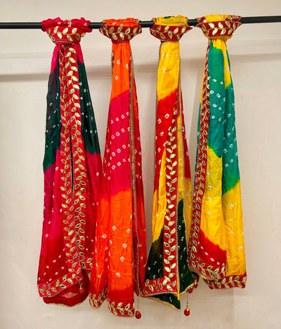 250 rs each on buying 15+ pcs /WhatsApp at 8619550223 to order 🔥 dupatta 1 LAMANSH Bandhej Print Designer Dupatta's with border for haldi mehendi sangeet favors for bridesmaids