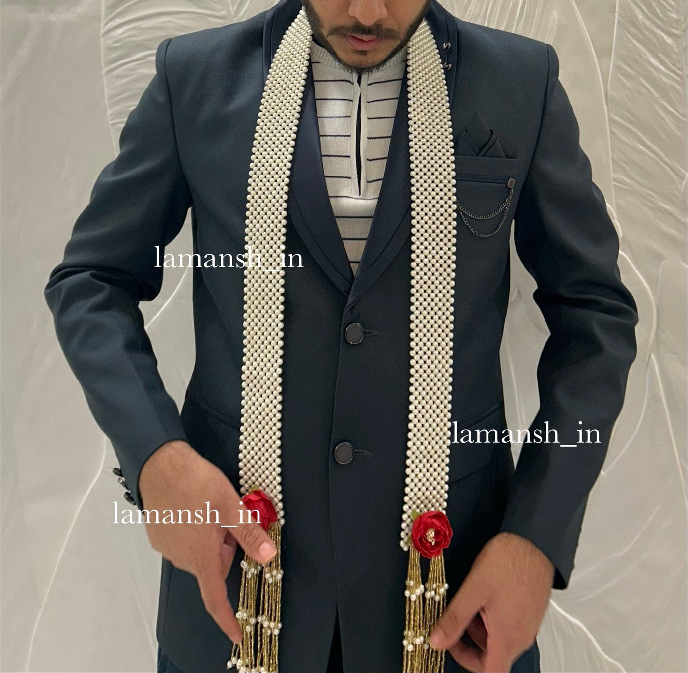 250 rs each on buying 30+ pcs / WhatsApp at 8619550223 to order Barati Swagat mala 1 LAMANSH Guests Welcome Barati Swagat Mala / Dupatta / Stole / Patka's For Weddings | Special Welcome Accessories for Guests Barati's