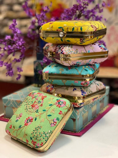265 Rs each on Purchasing in bulk 📱at 8619550223 metal clutch LAMANSH® Floral 🌺 Embroidered Metal 👛 Purse Clutch for Wedding & Parties / Gifts 🎁 & Favors for Giveaways