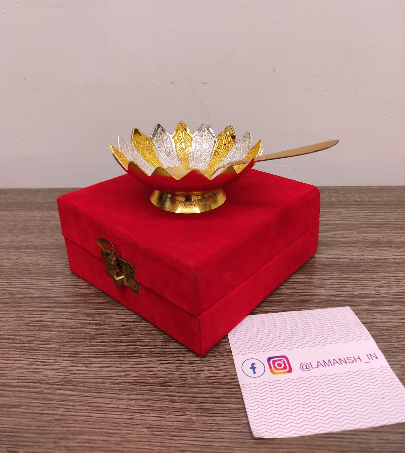280 Rs per set🏷on ordering in bulk | Call 📞 at 8619550223 Sliver Bowl set LAMANSH® Silver Golden Plated Bowl set for Return Gifting 🎁 in Wedding ceremony (260 grams each box)