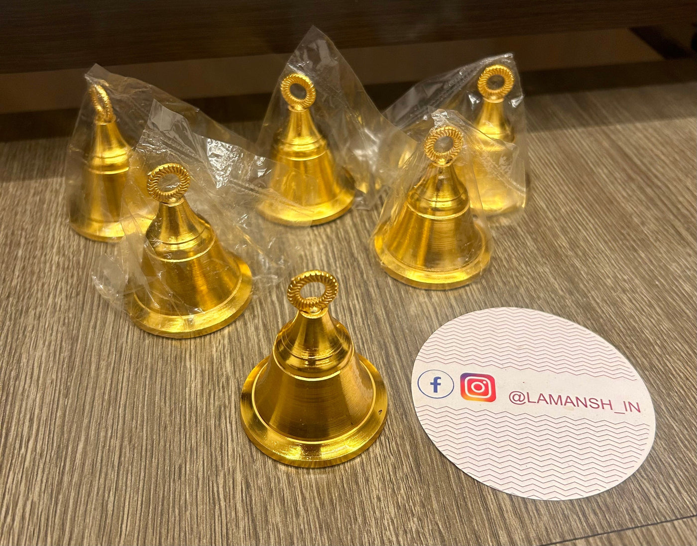 30 Rs each on buying 100+ pcs / WhatsApp at 8619550223 to order bells for couple welcome 1 LAMANSH Golden Plated Bells 🔔 for welcoming couple's in wedding | Pooja Bells 🔔 for wedding guests