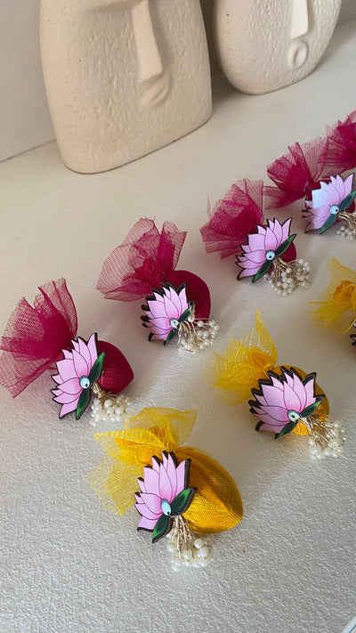 30 Rs each on buying 100+ pcs / WhatsApp at 8619550223 to order Decorative Fancy small nariyal packed in net / Designer lotus coconut for wedding favours 🎁 and pooja shagun