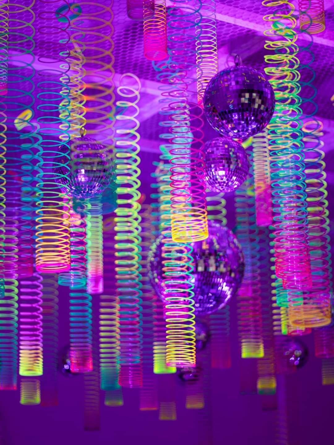 https://lamansh.in/cdn/shop/files/30-rs-each-on-buying-in-bulk-call-at-8619550223-neon-spring-neon-springs-for-birthday-anniversary-party-event-decoration-decorative-spring-for-ceiling-decoration-in-party-s-3155179749.jpg?v=1717086777