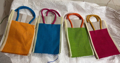 45 Rs each on buying 🏷in bulk | Call 📞 at 8619550223 jute gift bags LAMANSH Plain 10*7*3.5 inch Jute bags for packing wedding favors 🎁 giveaways and return gifts