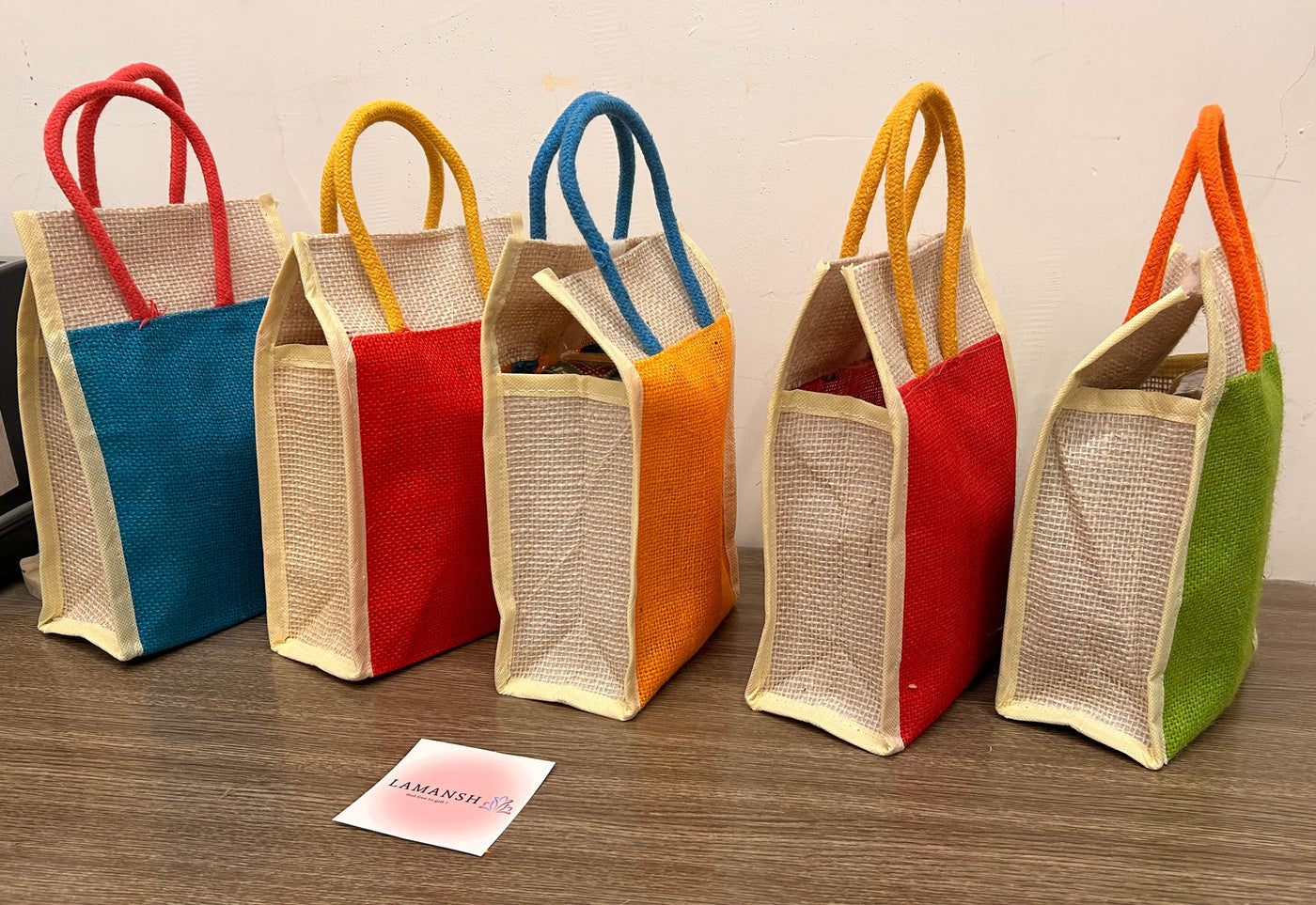 45 Rs each on buying 🏷in bulk | Call 📞 at 8619550223 jute gift bags LAMANSH Plain 10*7*3.5 inch Jute bags for packing wedding favors 🎁 giveaways and return gifts