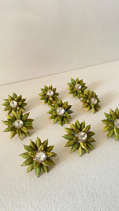 50 rs each on buying 50+ pcs / WhatsApp at 8619550223 to order 🔥 elaichi brooches 1 LAMANSH Real Elaichi Cardamom rings for Guests welcome in Wedding & other events / Elaichi rings for Jain Weddings & Milni functions for ladies