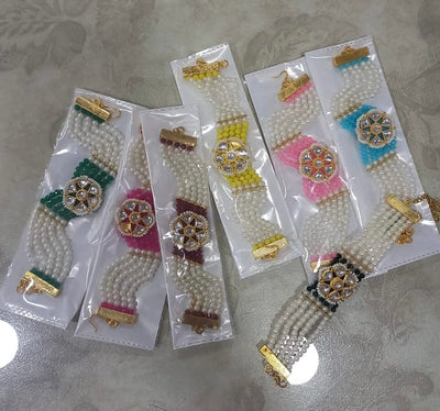 52 Rs each bracelet on buying 50+ pcs / WhatsApp at 8619550223 to order 🏷️ rakhi Assorted colors / Pack of 20 LAMANSH® Pack of 20 Rakhi Gold Tone Pearl Beaded Kundan Bracelet / Stone Rakhi's