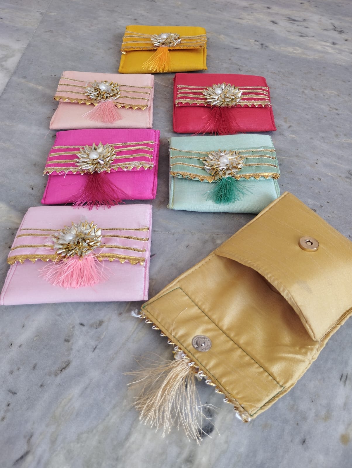 55 Rs each on buying 50+ pcs / WhatsApp at 8619550223 to order envelopes Gota Satin envelopes for wedding favours 🎁 for bridesmaids in haldi Mehendi ceremony (4*4 inch) / Designer shagun envelopes coin bags mini pouches