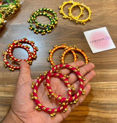 55 Rs pair on buying 50 pairs / WhatsApp at 8619550223 to order 🔥 Floral 🌺 Giveaways LAMANSH Artificial Floral Gota Hathphool Ghungroo Bangles set /Mehendi Favors for Bridesmaid