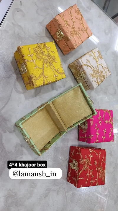 60 Rs each on buying 50+ pcs / WhatsApp at 8619550223 to order 🏷️ Cash box Angoori Embroidered Gaddi Cash Box, (4×4 inch) Shagun Box, Gift Box, Gaddi Box, Jewellery Box, Shagun Envelope Wedding Gift Mixed Colour