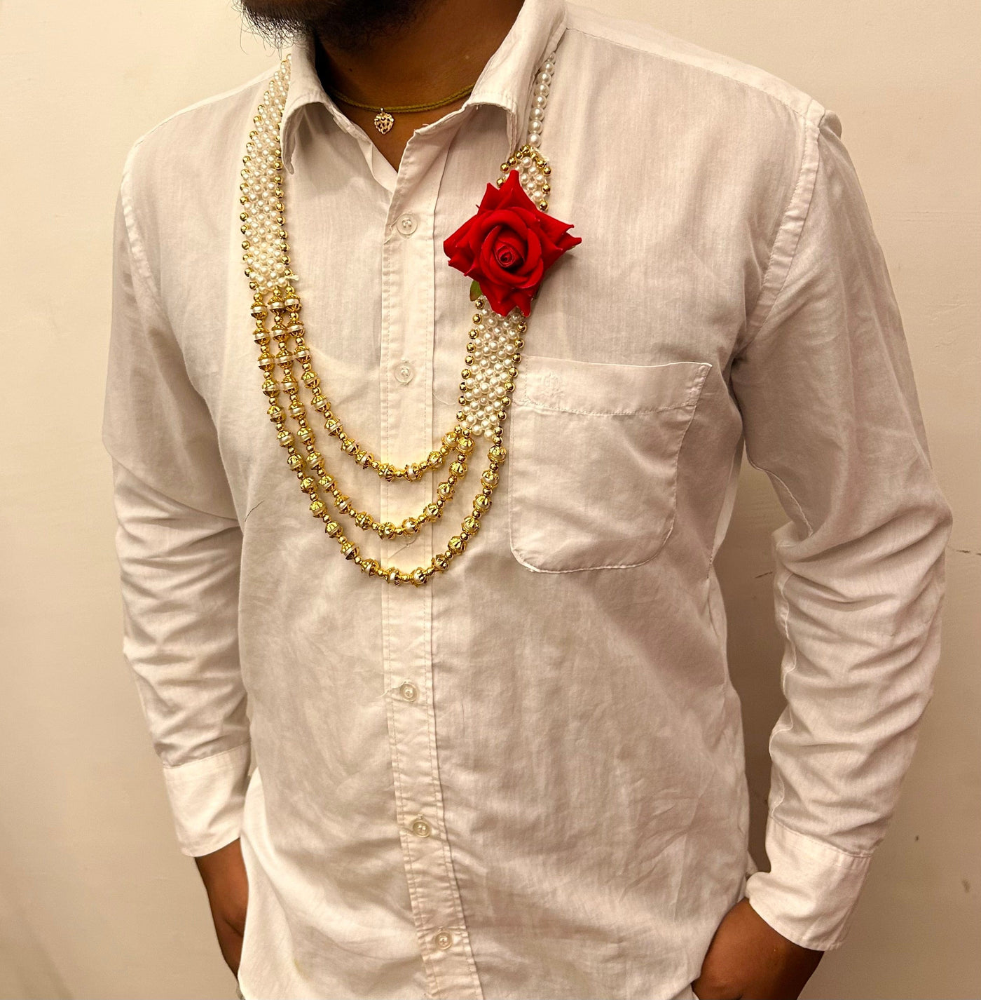 75 Rs each on buying 🏷50+ qty | Call 📞 at 8619550223 Barati Swagat mala Welcome Necklace Mala with rose flower / Barati Swagat Moti Mala / Dupatta / Stole  For Weddings, Perfect for Guest Welcome