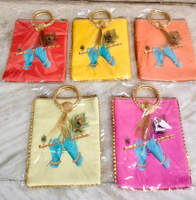 80 Rs each on buying 🏷️ 50+ pcs | Call 📞 at 8619550223 gift hand bag Bansuri Mor pankh print Return gift bags / Krishna ji gift 🎁 hand bags for return gifting in Janmashtami or pooja ceremony