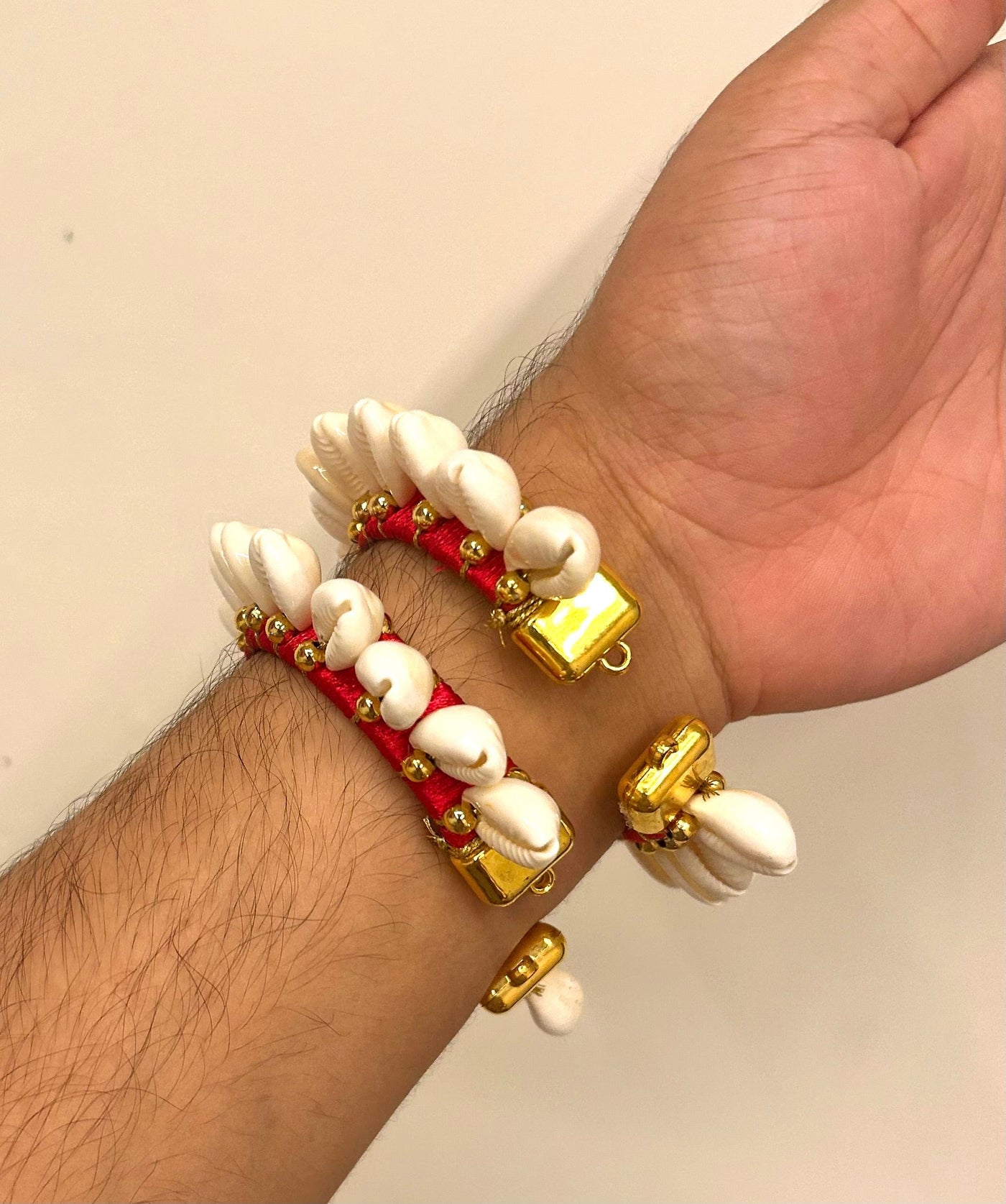 80 rs pair on buying 50 pairs / WhatsApp at 8619550223 to order 🔥 Floral 🌺 Giveaways Assorted colors / 1 Pair Shells Gota Bangles for Haldi mehendi favours for bridesmaids 🎁 (Free size)