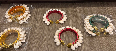 80 rs pair on buying 50 pairs / WhatsApp at 8619550223 to order 🔥 Floral 🌺 Giveaways Assorted colors / 1 Pair Shells Gota Bangles for Haldi mehendi favours for bridesmaids 🎁 (Free size)
