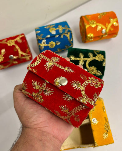 85 rs each on buying 50+ pcs / WhatsApp at 8619550223 to order 🔥 Bangles Box LAMANSH 4 inch Chudi Bangles Box | Bangle holder | Sequin Work Bangle Organiser For Women|Bangle Box Storage For Women|Return Gift Favor Box