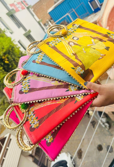 90 Rs each on buying 30+ pcs / WhatsApp at 8619550223 to order gift hand bag Mehendi Return gift bags / Mehendi ceremony of couple printed gift 🎁 hand bags for return gifting and giveaways to bridesmaids and guests