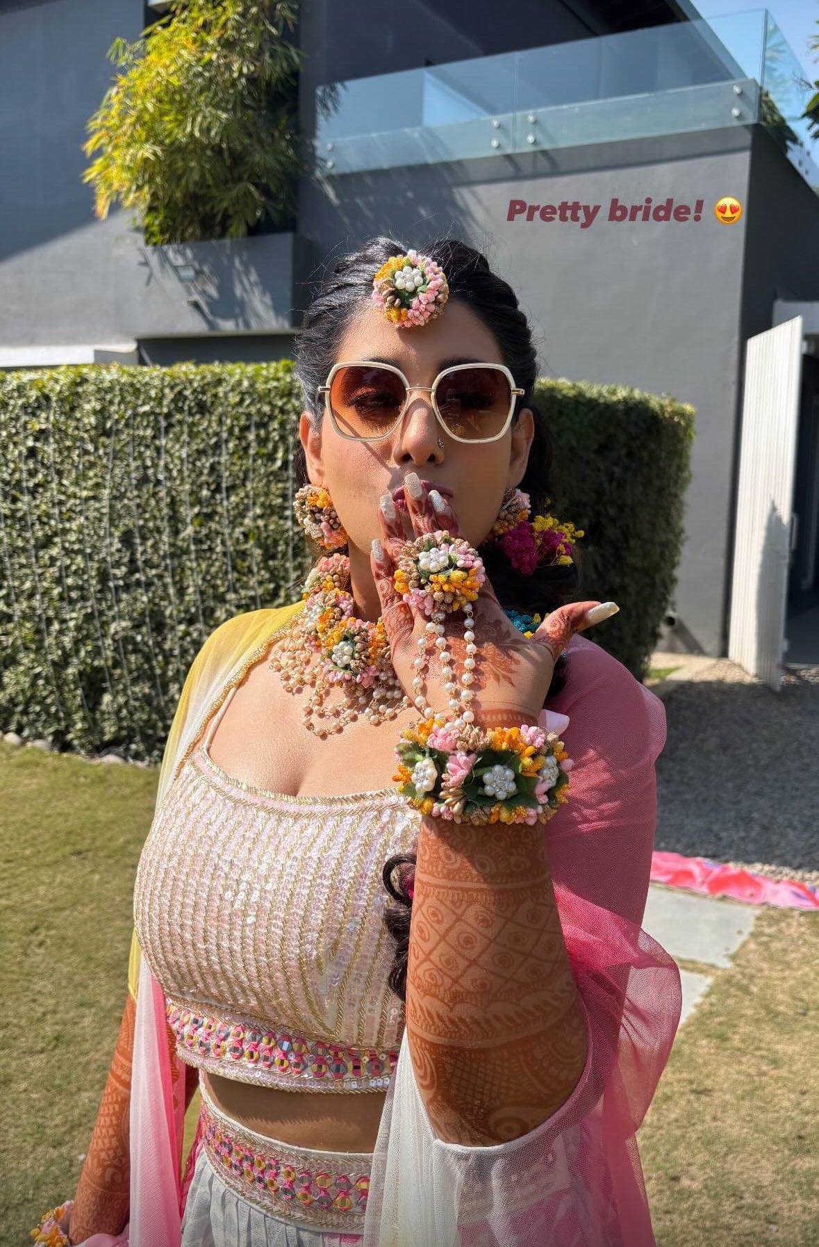 Lamansh 6 April floral set 1 Necklace, 2 Earrings ,1 Maangtika & 2 Bracelets Attached with Ring set / Peach-Golden-Orange LAMANSH Bridal Floral Jewelry set for haldi ceremony 💛