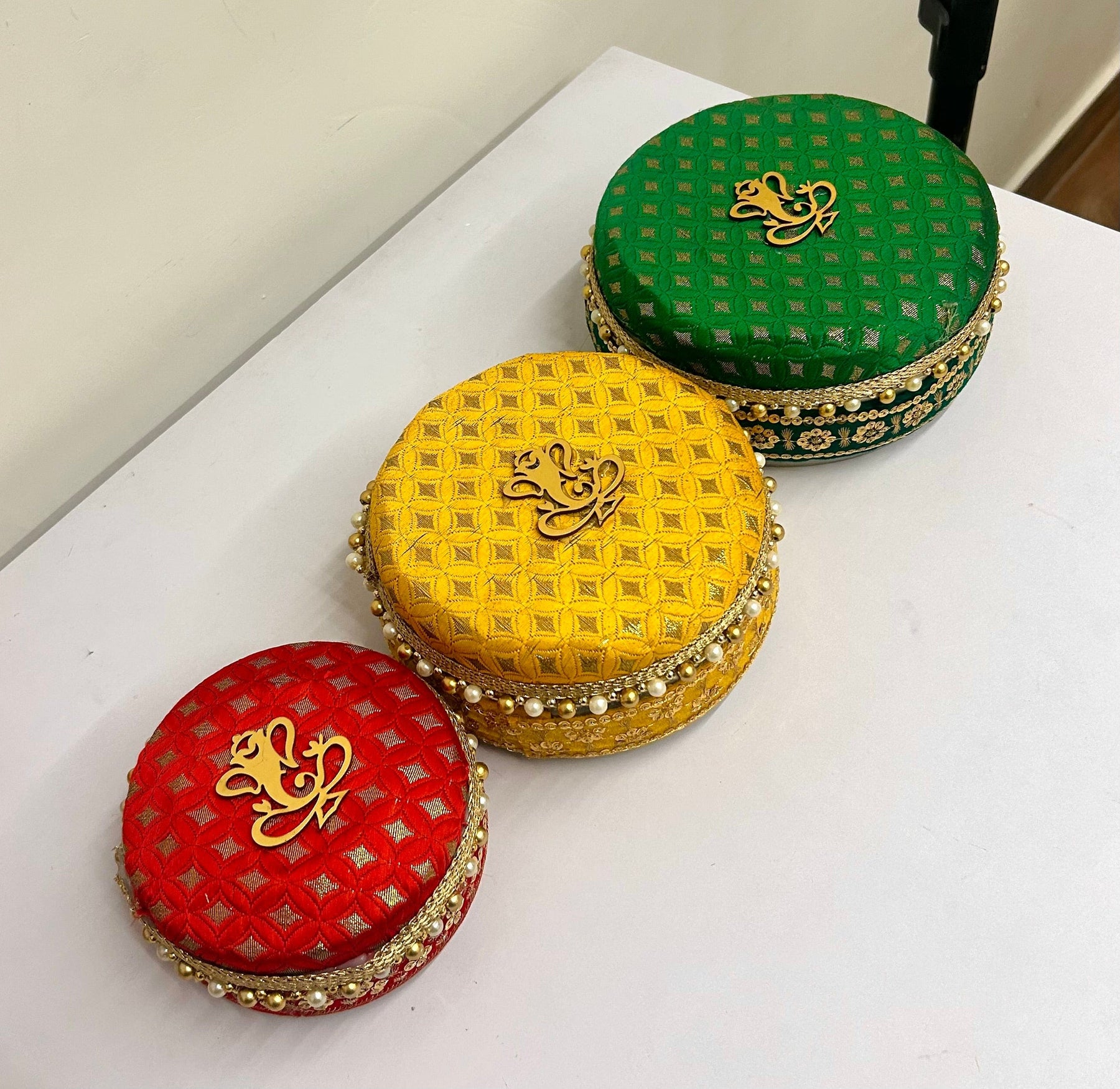 LAMANSH Stainless Steel Designer Ladoo Box for Return Gifting 🎁 | Gift ...
