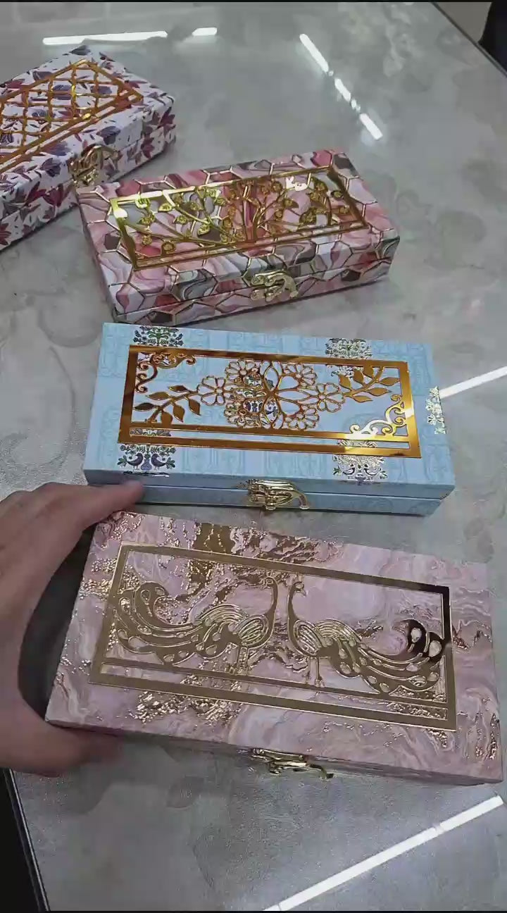 Designer cardboard acrylic gaddi box for shagun favours and return gifting 🎁 to bridesmaids in haldi Mehendi wedding ceremony (video attached)