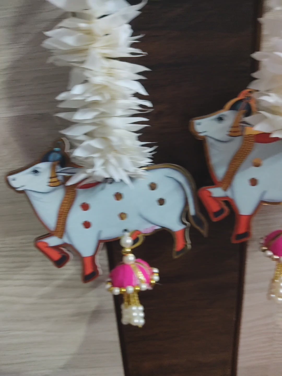 LAMANSH® 2 feet Jasmine Hangings attached to wooden cow 🐮 cutout / Festive Decoration 🔥Lotus Hanging / Jasmine Toran-BackDrop/GaneshChaturthi-Navrati-Temple-Diwali-Puja-Pooja Living Kid Room-Wedding-Decor