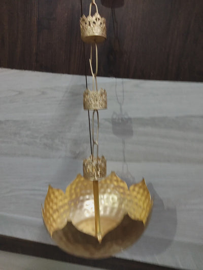 LAMANSH® 2.5 feet Metal Hanging Urli (Video 🎥 attached) Wall Hanging urli /uruli /Hanging Diya for Floating Flowers Candles Golden Diwali Door Toran Diya Home Decorative T-Light Holder for event /Diwali Event decoration