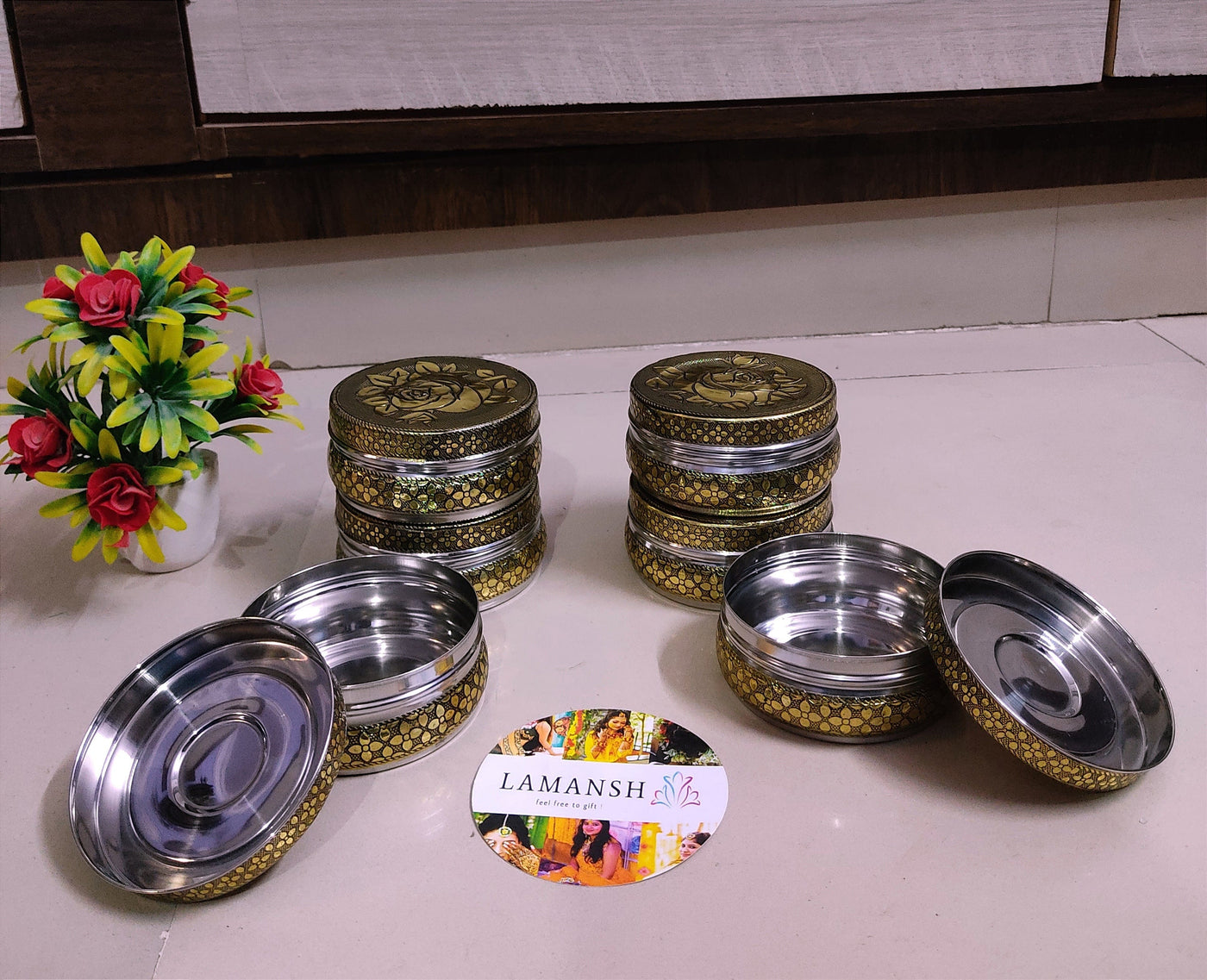 95 Rs each on Purchasing in bulk 📱at 8619550223 steel gift box LAMANSH® (4 inch diameter) Golden Floral work Stainless Meenakari Work Gift 🎁 Steel Box Dabba for Wedding Pooja Return Gifting & Favours 🎁