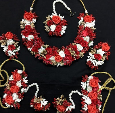 Special Mehendi jewellery set