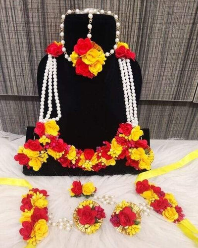Lamansh baby shower 1 Necklace,1 Nath, 2 Earrings,1 Maangtika with side chain & 2 Bracelet attached with Ring set / Yellow-Red LAMANSH® Special Haldi 🌺 Jewellery Set