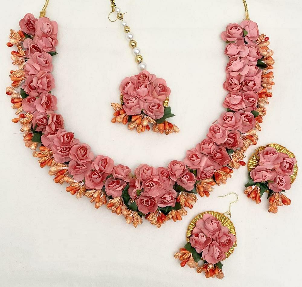 Lamansh baby shower 1 Necklace, 2 Earrings,1 Maangtika set / Peach LAMANSH® Special Haldi 🌺 Jewellery Set