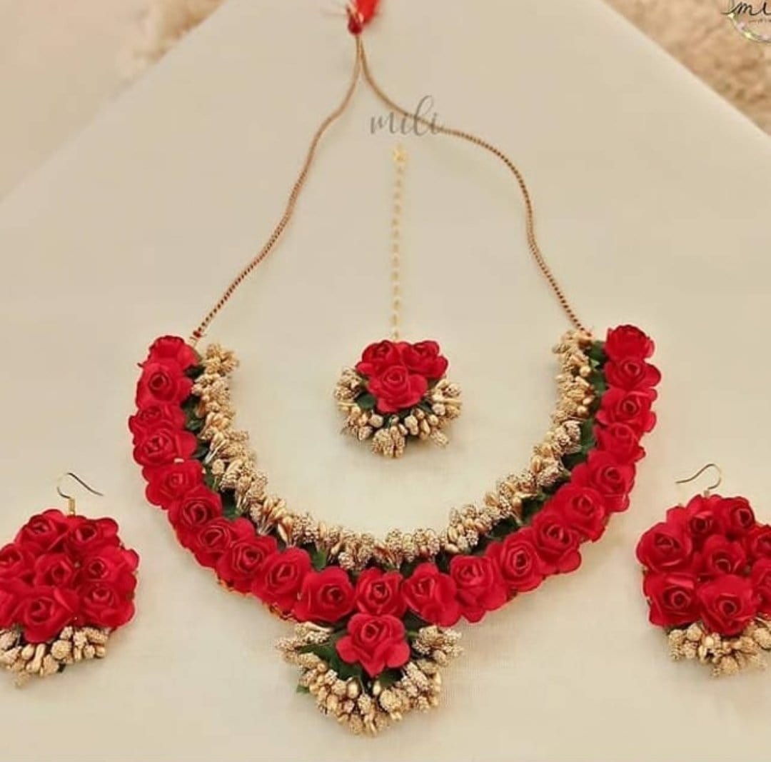 Lamansh baby shower 1 Necklace, 2 Earrings,1 Maangtika set / Red-Golden LAMANSH® Special Haldi 🌺 Jewellery Set