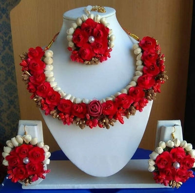 Lamansh baby shower 1 Necklace, 2 Earrings,1 Maangtika set / Red LAMANSH® Special Haldi 🌺 Jewellery Set